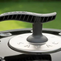 Cadac Carri Chef 50 BBQ/Chef Pan Combo 14 Cadac Carri Chef 50 BBQ/Chef Pan Combo -UK Outdoor Equipment Sales 2024 carri2 handle 6355 1