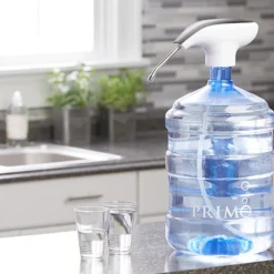 The Flow - Rechargeable Portable Electronic Water Dispenser -UK Outdoor Equipment Sales 2024 flow by primo hea