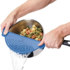 Colourworks Pan Strainer -UK Outdoor Equipment Sales 2024 pan strainer2