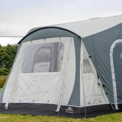 Sunncamp Swift 260 Deluxe SC Caravan Awing