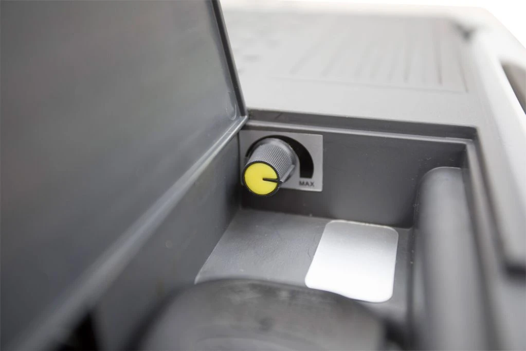 Vango E-Pinnacle 40L Cooler 2 Vango E-Pinnacle 40L Cooler - Image 2